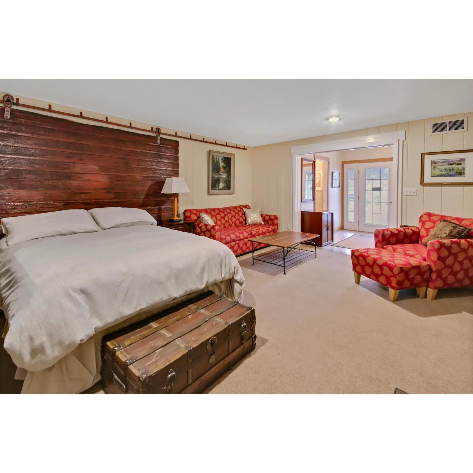 7 Point Ranch Hotel Emigrant Екстериор снимка