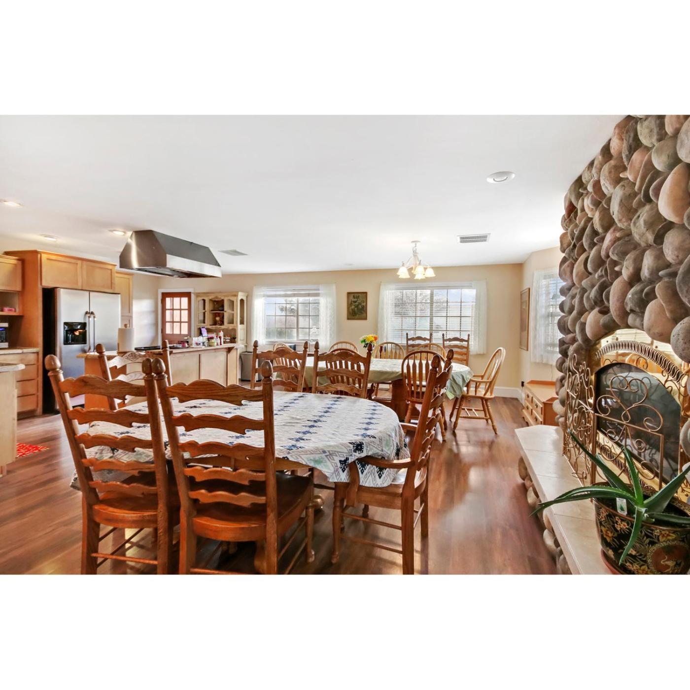 7 Point Ranch Hotel Emigrant Екстериор снимка